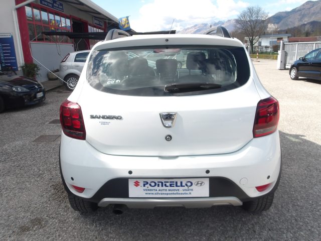 DACIA Sandero usata, con Autoradio