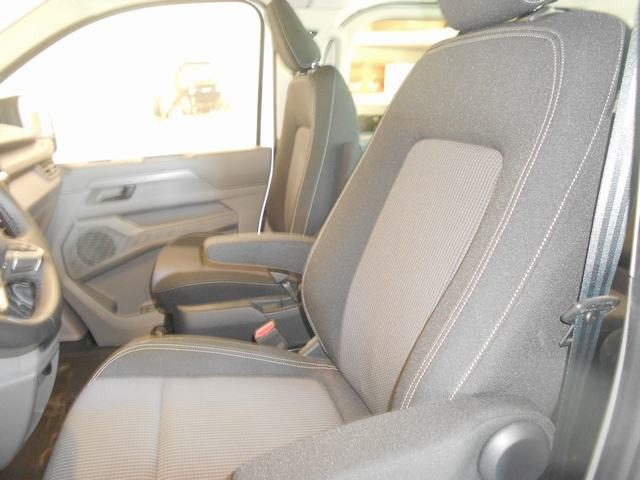 VOLKSWAGEN T6 Caravelle usata, con Chiusura centralizzata
