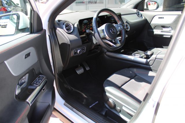 MERCEDES-BENZ GLA 250 usata, con Chiusura centralizzata