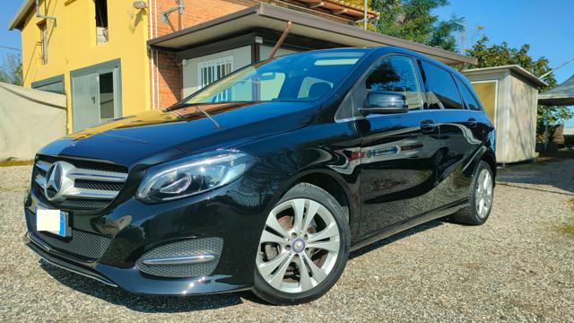 MERCEDES-BENZ B 180 usata, con Cerchi in lega