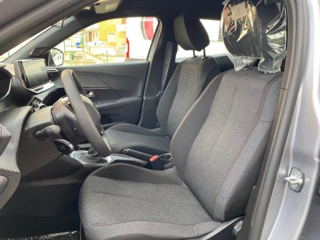 PEUGEOT 2008 usata, con Sensore di pioggia