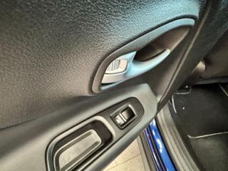 JEEP Renegade usata, con USB