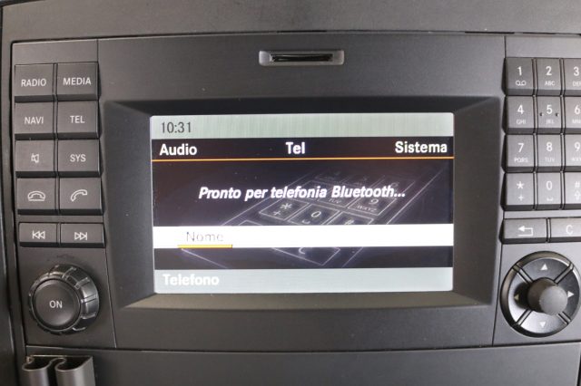 MERCEDES-BENZ Vito usata, con Bluetooth