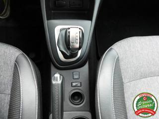 RENAULT Captur usata, con USB