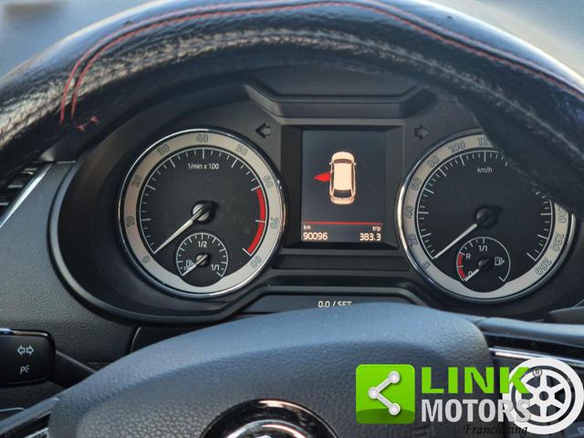 SKODA Octavia usata, con Volante in pelle