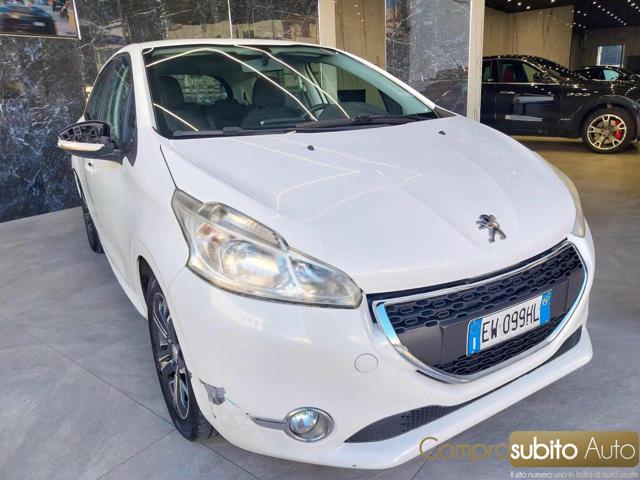 PEUGEOT 208 usata, con Airbag laterali