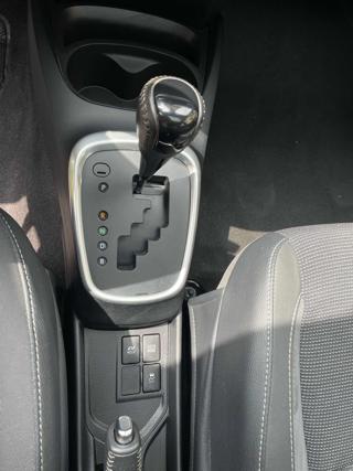 TOYOTA Yaris usata, con Controllo automatico clima
