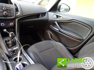 OPEL Zafira Tourer usata, con Controllo trazione
