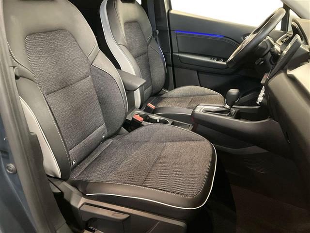 RENAULT Captur usata, con Sistema di navigazione