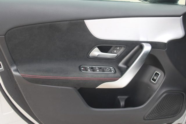 MERCEDES-BENZ A 250 usata, con Chiusura centralizzata
