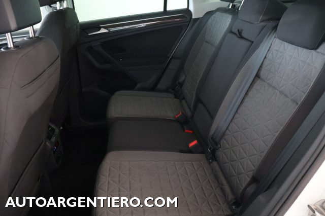 VOLKSWAGEN Tiguan usata, con Autoradio digitale