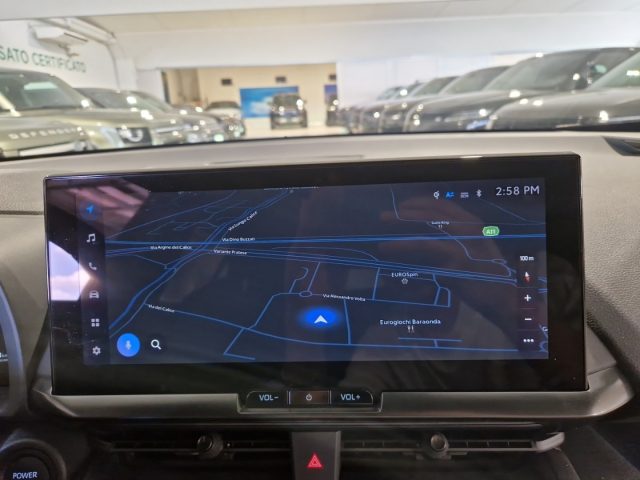 TOYOTA C-HR usata, con USB