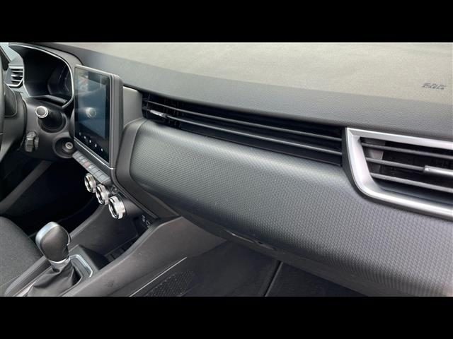 RENAULT Clio usata, con Hill holder