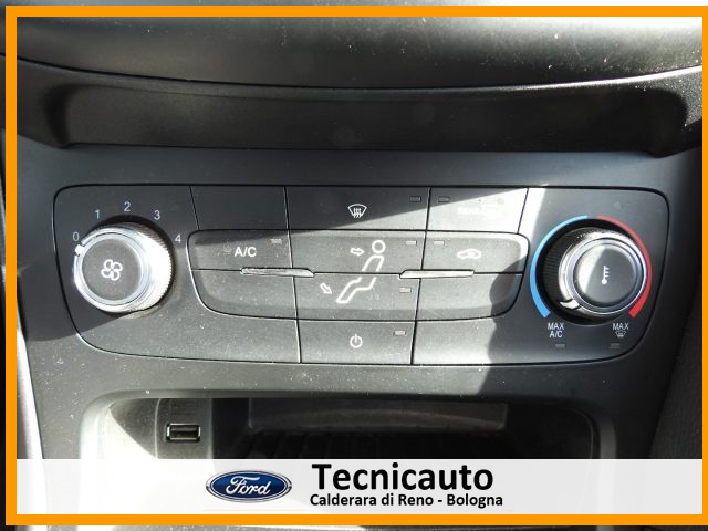 FORD Focus usata, con USB