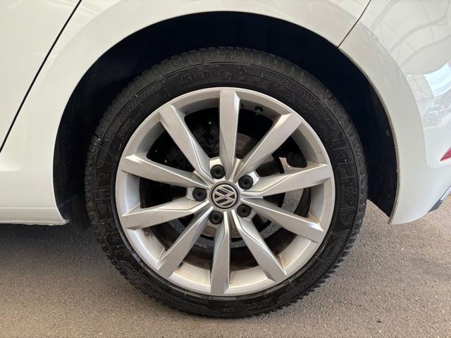 VOLKSWAGEN Golf usata, con Sistema di navigazione