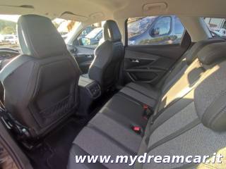 PEUGEOT 3008 usata, con Sensori di parcheggio posteriori