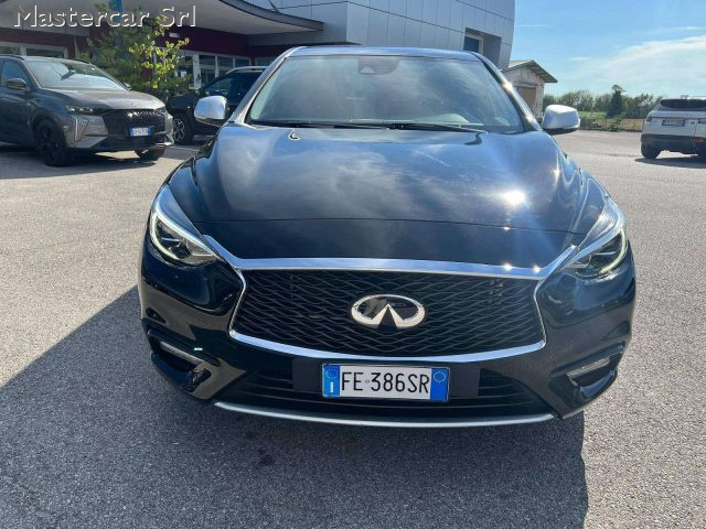 INFINITI Q30 usata 7