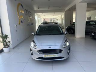 FORD Fiesta usata, con Autoradio