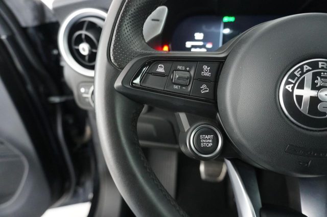 ALFA ROMEO Stelvio usata, con Leve al volante