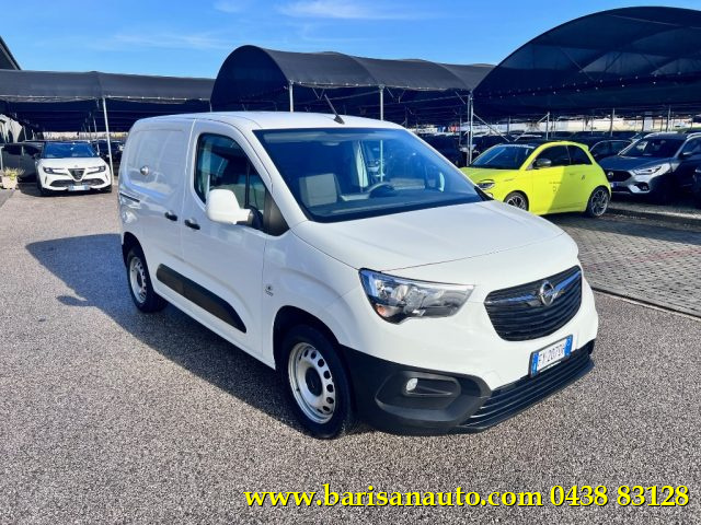 OPEL Combo usata, con Airbag