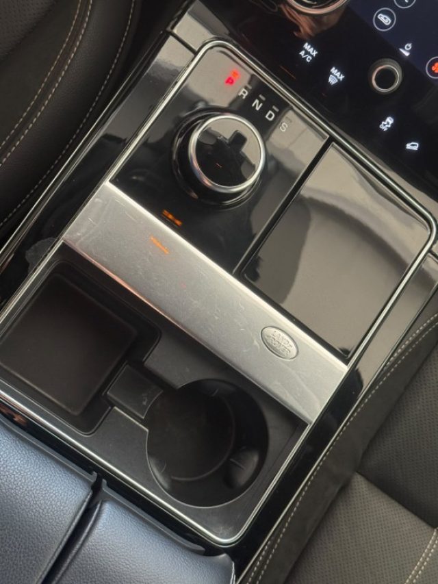 LAND ROVER Range Rover Velar usata, con Servosterzo