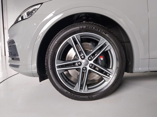 AUDI SQ5 usata, con Autoradio