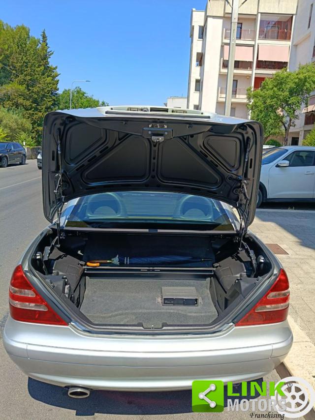 MERCEDES-BENZ SLK 200 usata 32