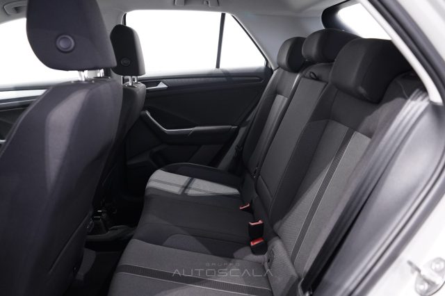VOLKSWAGEN T-Roc usata, con Autoradio digitale