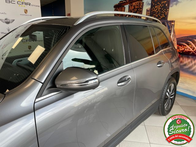 MERCEDES-BENZ GLB 180 usata, con Touch screen