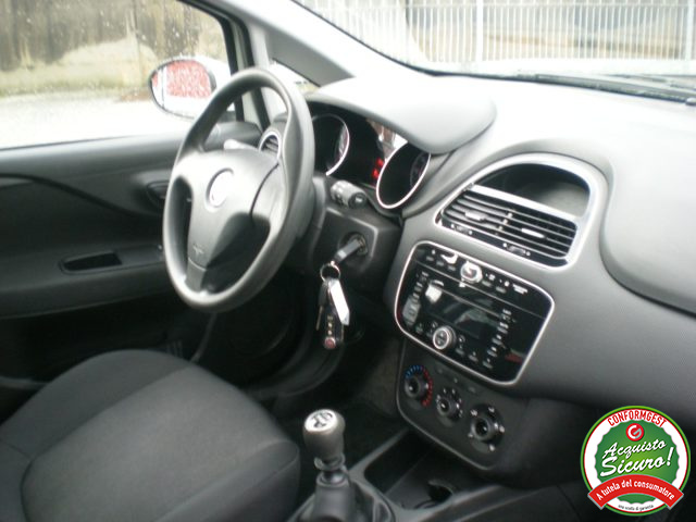 FIAT Punto usata, con Specchietti laterali elettrici