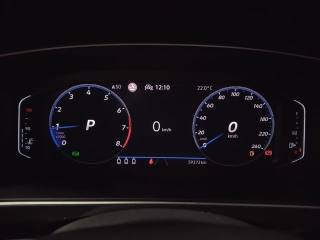 VOLKSWAGEN Tiguan usata, con Bracciolo