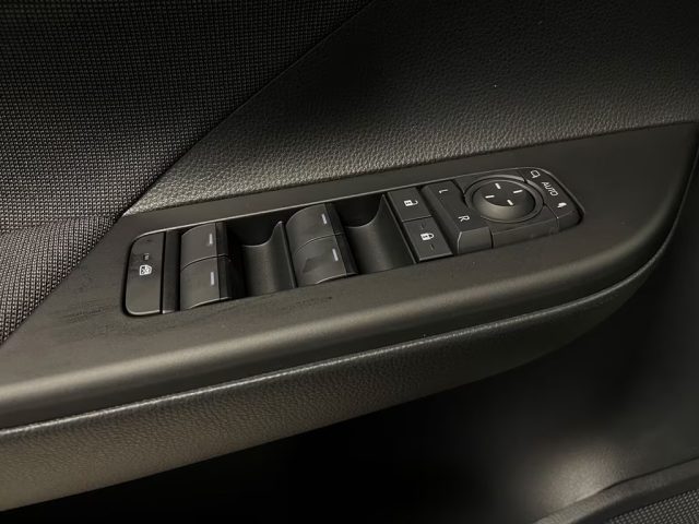 TOYOTA C-HR usata, con Cronologia tagliandi