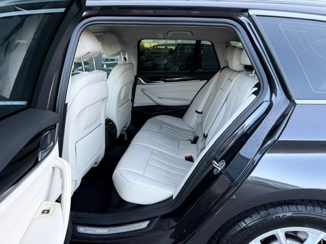 BMW 520 usata, con Fari Xenon