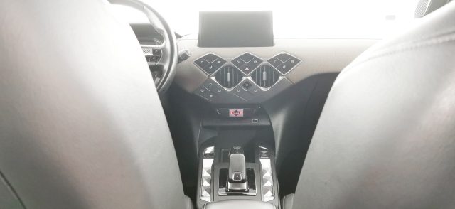 DS AUTOMOBILES DS 3 Crossback usata, con Bluetooth