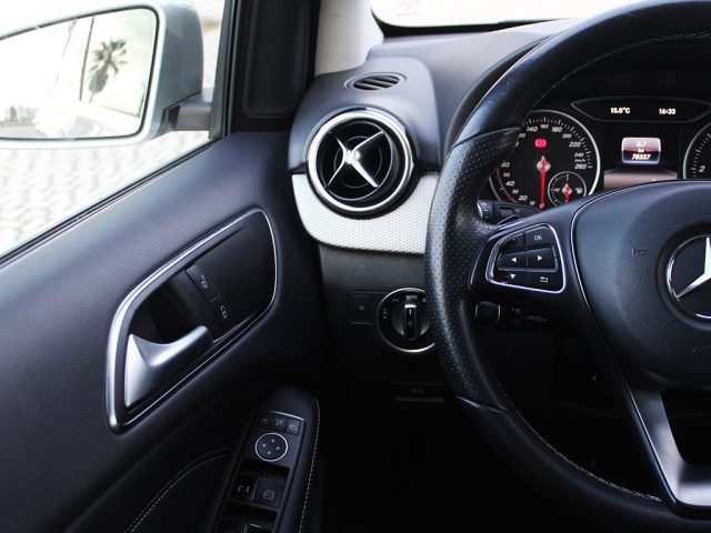 MERCEDES-BENZ B 180 usata, con Luci diurne LED