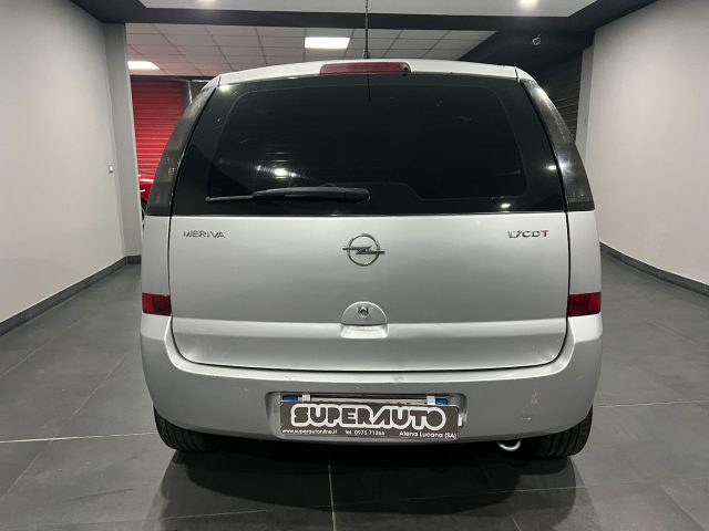 OPEL Meriva usata, con Autoradio