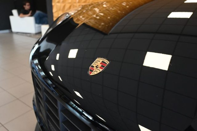 PORSCHE Macan usata 12