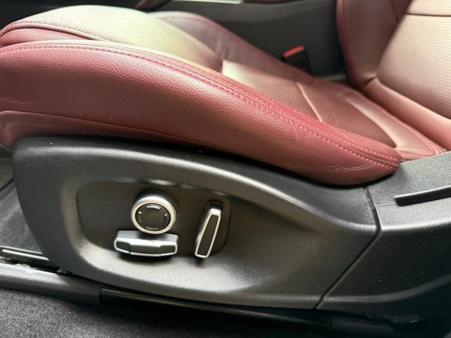 JAGUAR E-Pace usata, con Sospensioni pneumatiche