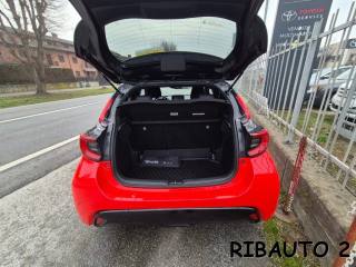 TOYOTA Yaris usata, con USB