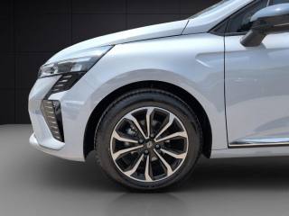 RENAULT Clio usata, con Controllo trazione