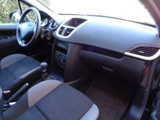 PEUGEOT 207 usata, con Boardcomputer