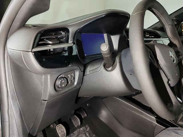 OPEL Corsa usata, con Servosterzo