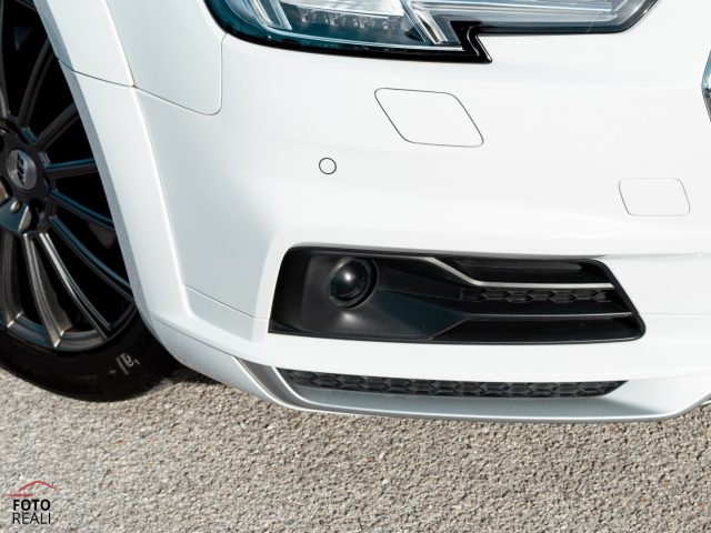 AUDI A4 allroad usata, con Sensori di parcheggio anteriori