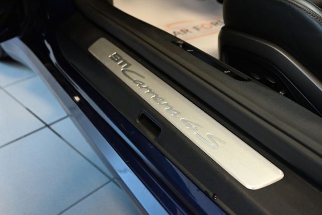 PORSCHE 992 usata 46