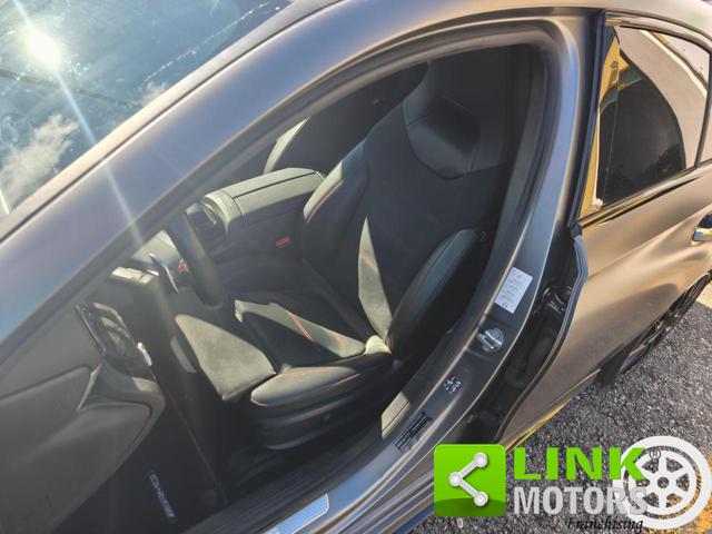 MERCEDES-BENZ A 35 AMG usata, con Sedile posteriore sdoppiato