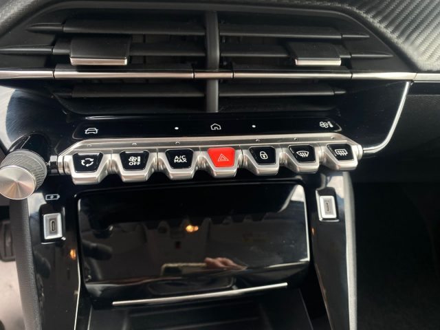 PEUGEOT 208 usata, con Vetri oscurati
