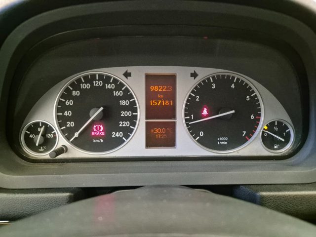 MERCEDES-BENZ B 160 usata, con Climatizzatore