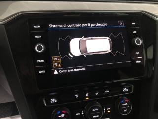 VOLKSWAGEN Passat Variant usata, con Gancio traino