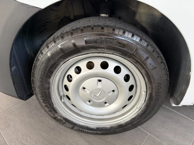 MERCEDES-BENZ Vito usata 16