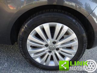 OPEL Corsa usata, con Cruise Control